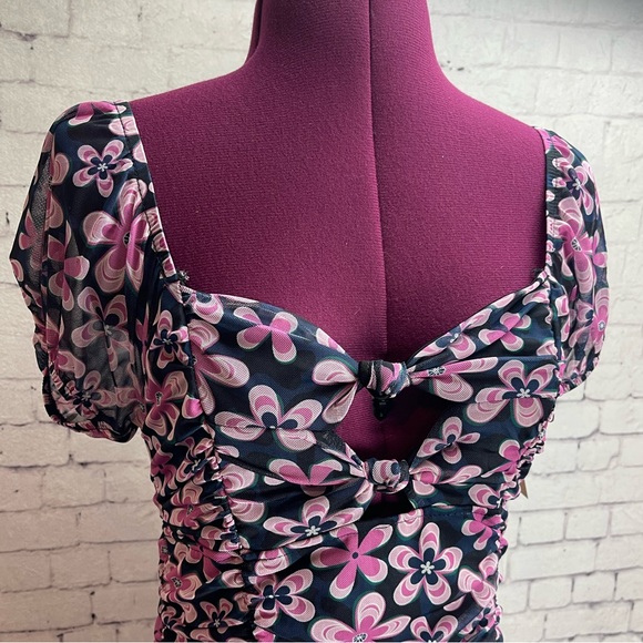 Madden NYC size medium ruched floral mini dress - Picture 2 of 7